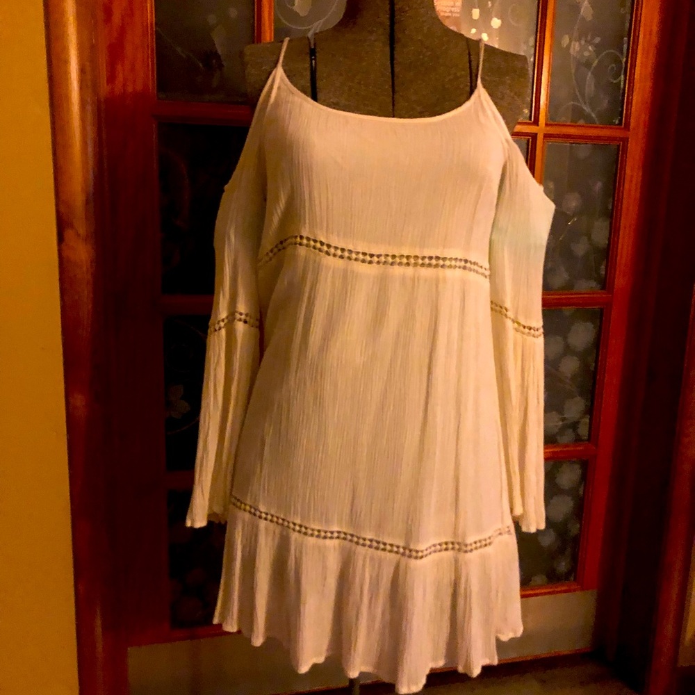 Patrons of Peace cold shoulder dress SZ L